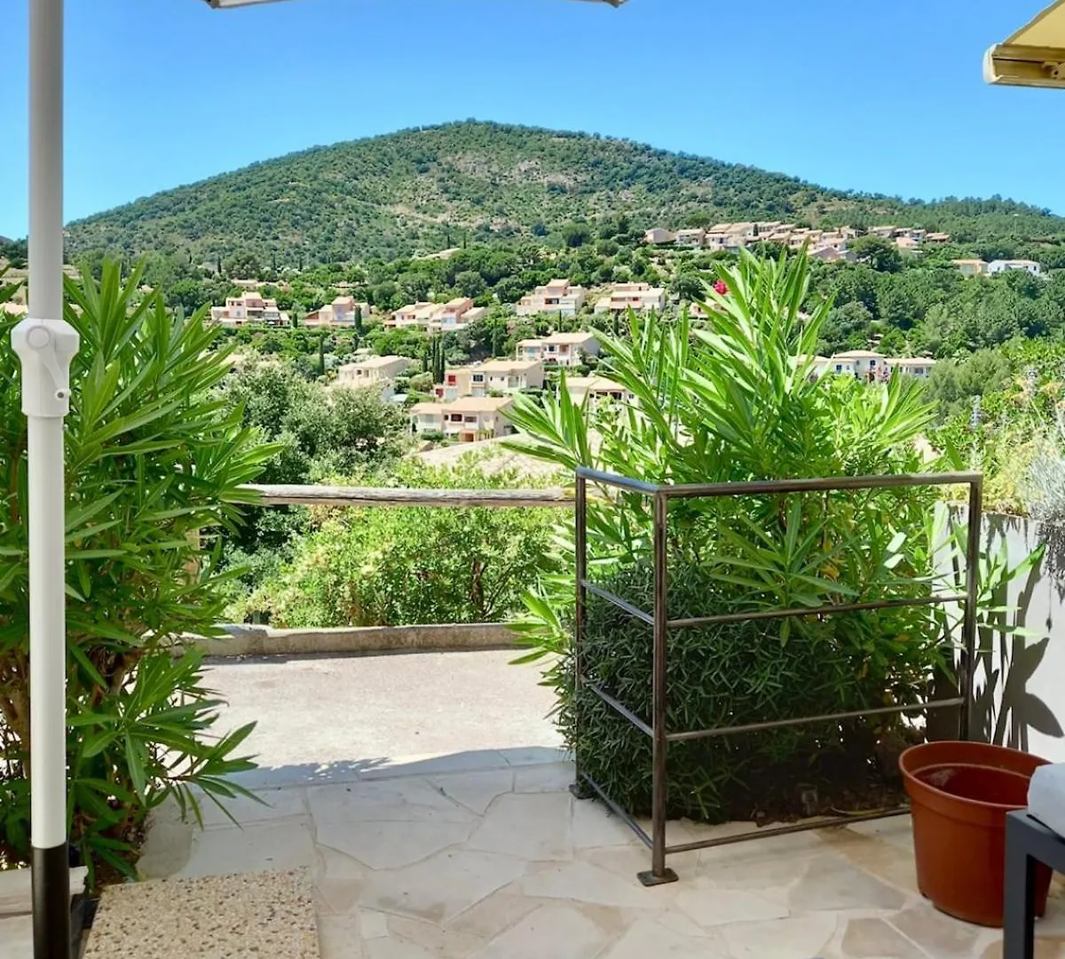 Elegant Duplex, Pool And Beach Roquebrune-sur-Argens 0*,